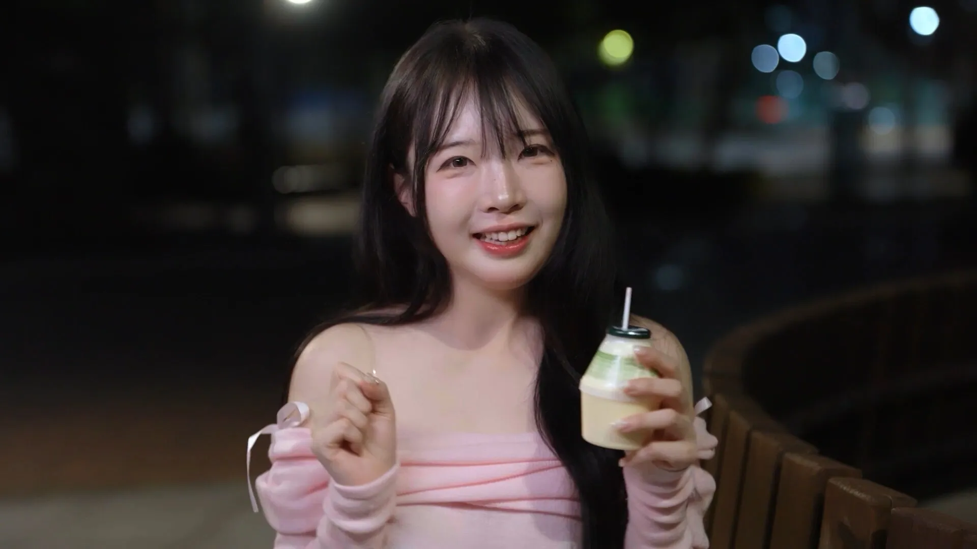 嘘, 美女拍摄中/Heroines Through My Lens